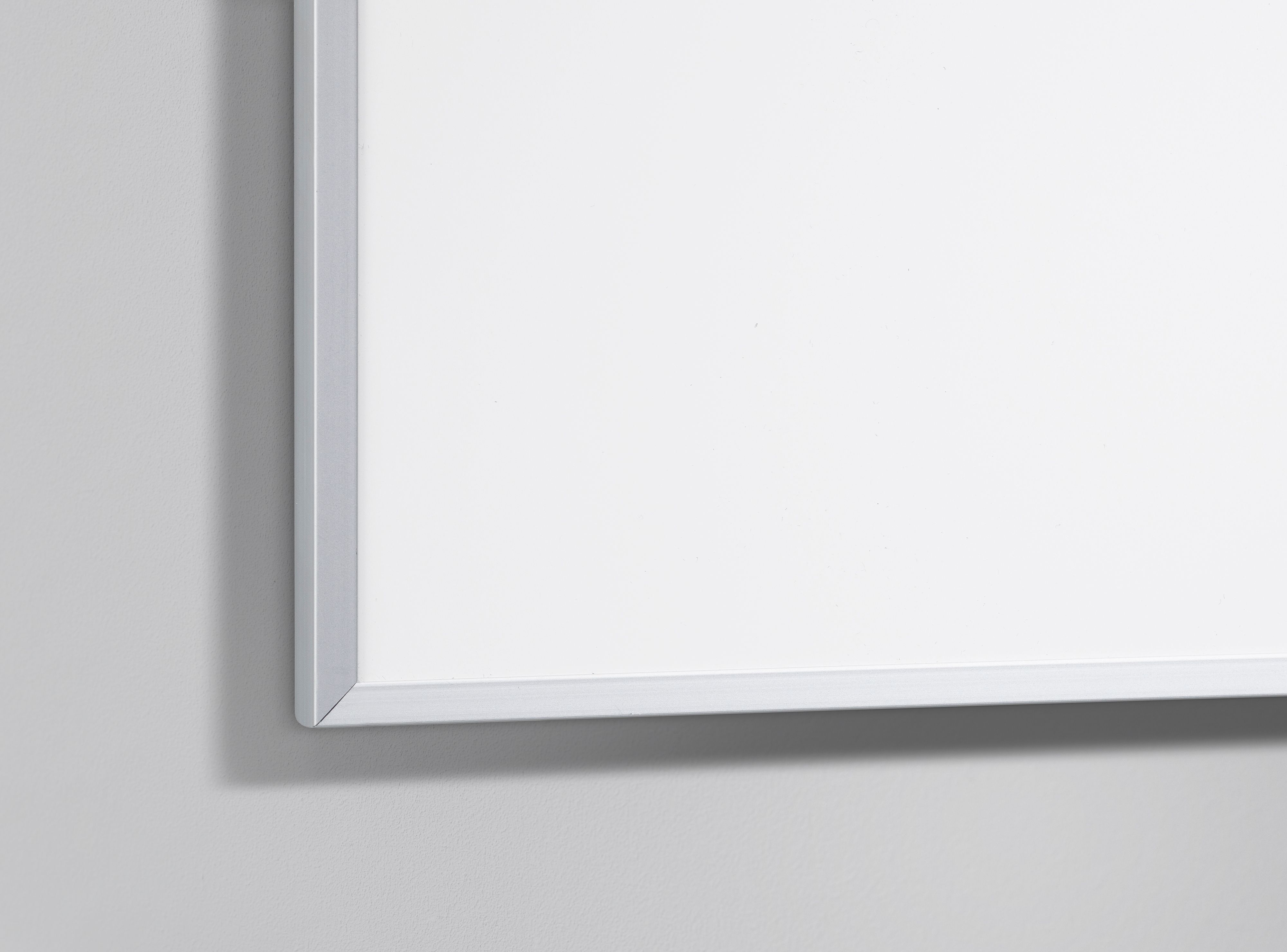 Boarder Sharp-media-0